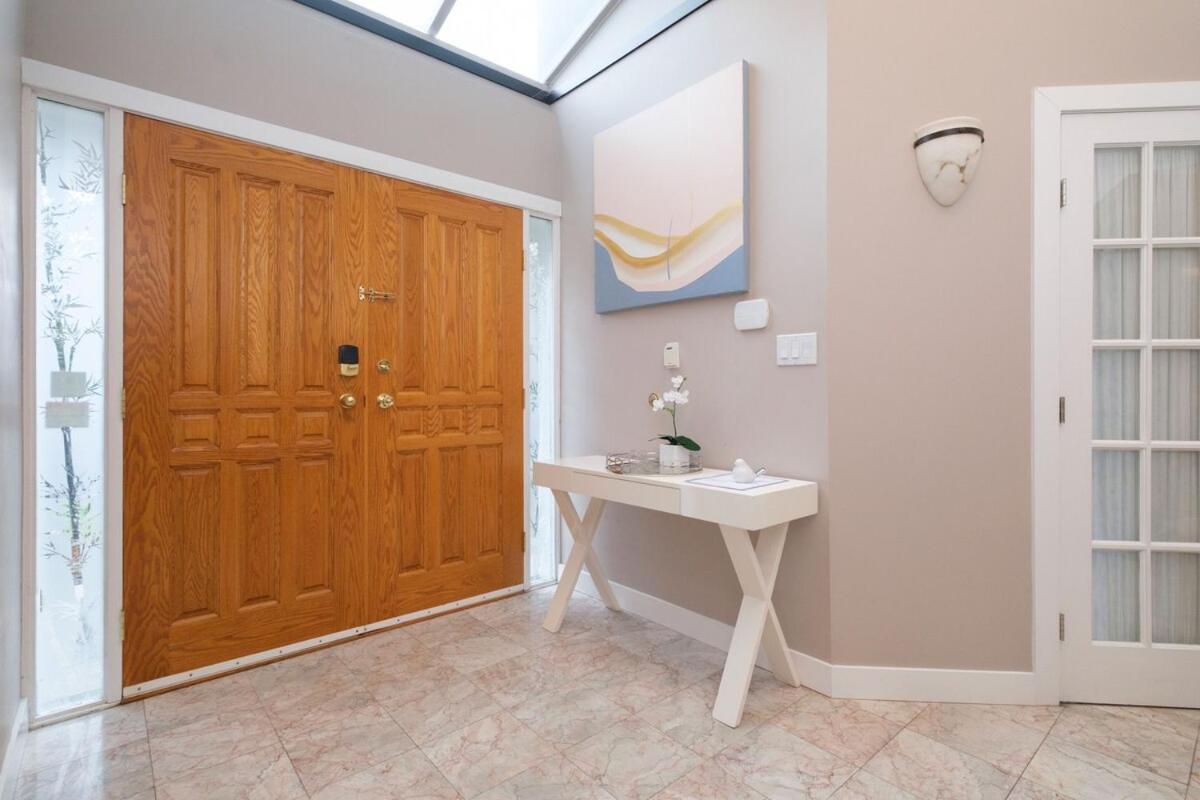 Spacious 4Br W Ensuites Mins To Downtown Yvr Ubc Vancouver Kültér fotó