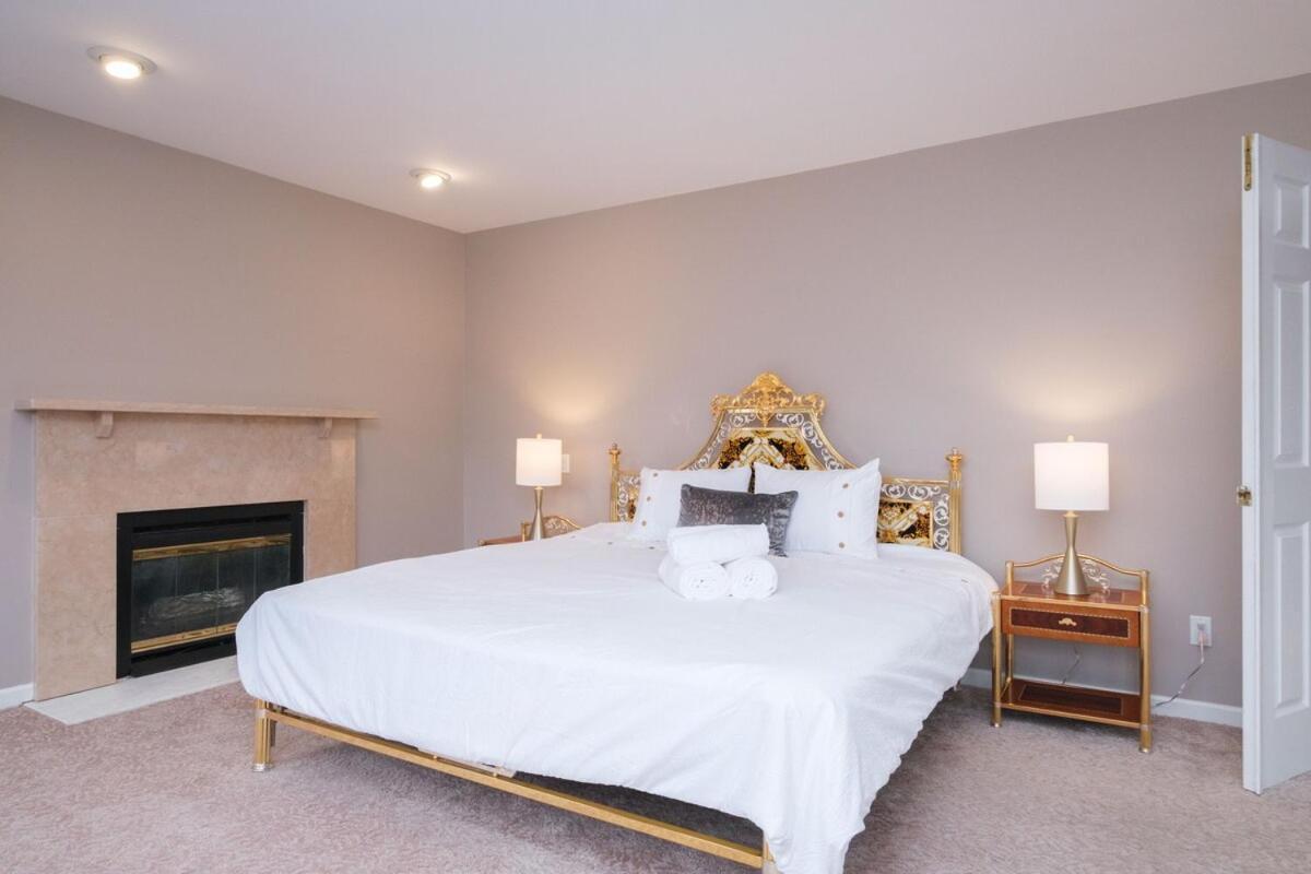 Spacious 4Br W Ensuites Mins To Downtown Yvr Ubc Vancouver Kültér fotó